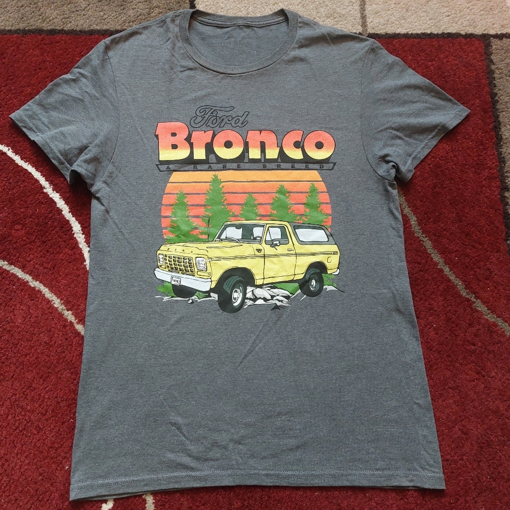Vintage Ford  Bronco Black Graphic Tshirt